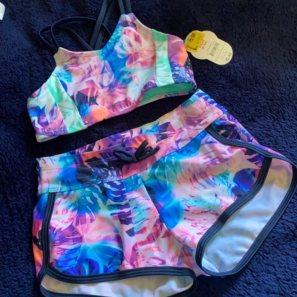 Girls swimming suit